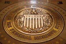 Reserva Federal de EEUU enfrenta reunión inusual entre presiones de Trump e incertidumbre económica