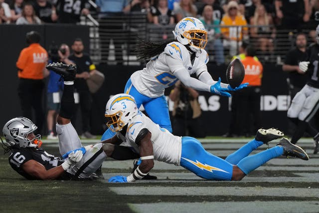 CHARGERS-RAIDERS