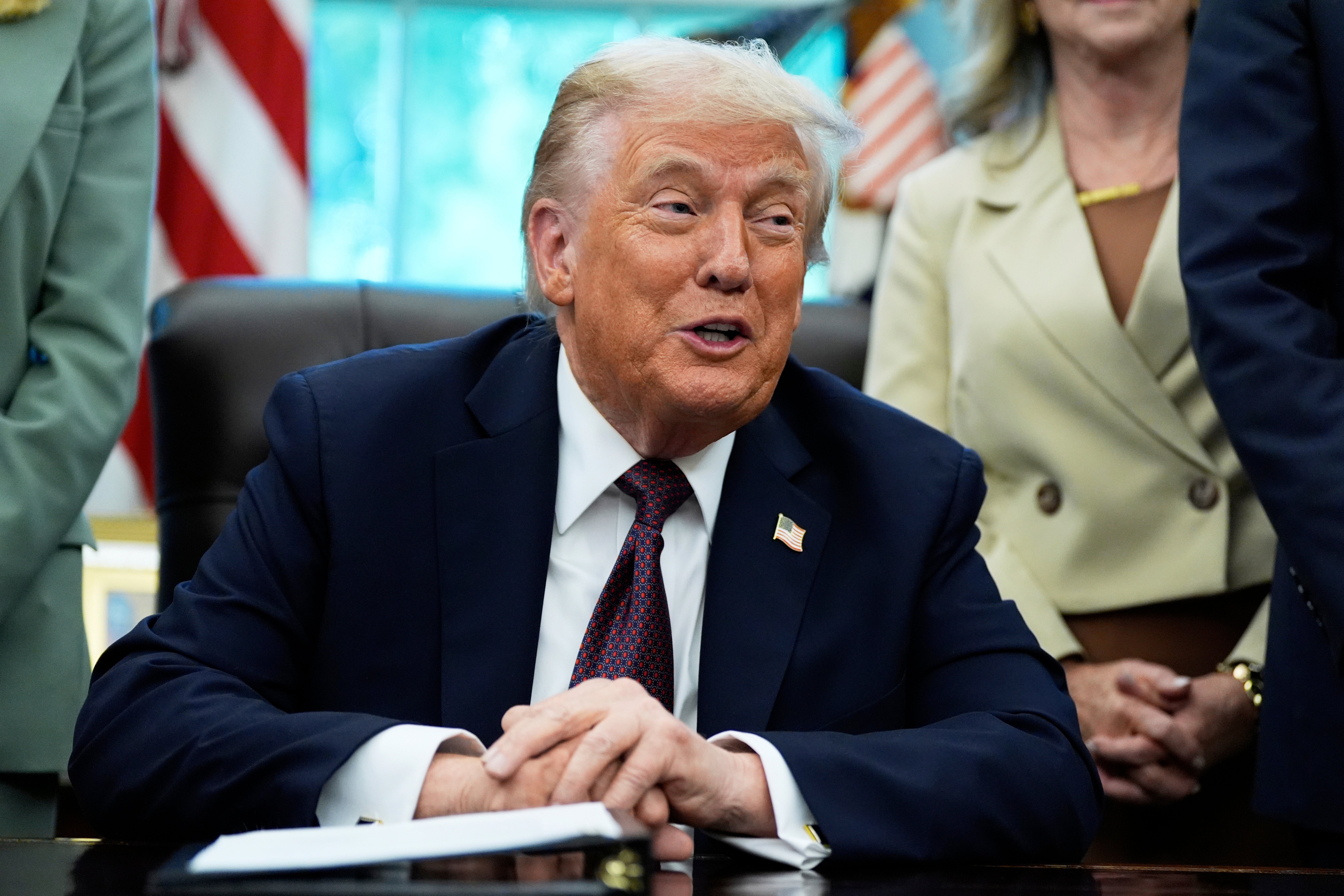TRUMP-DEMANDA-NYT