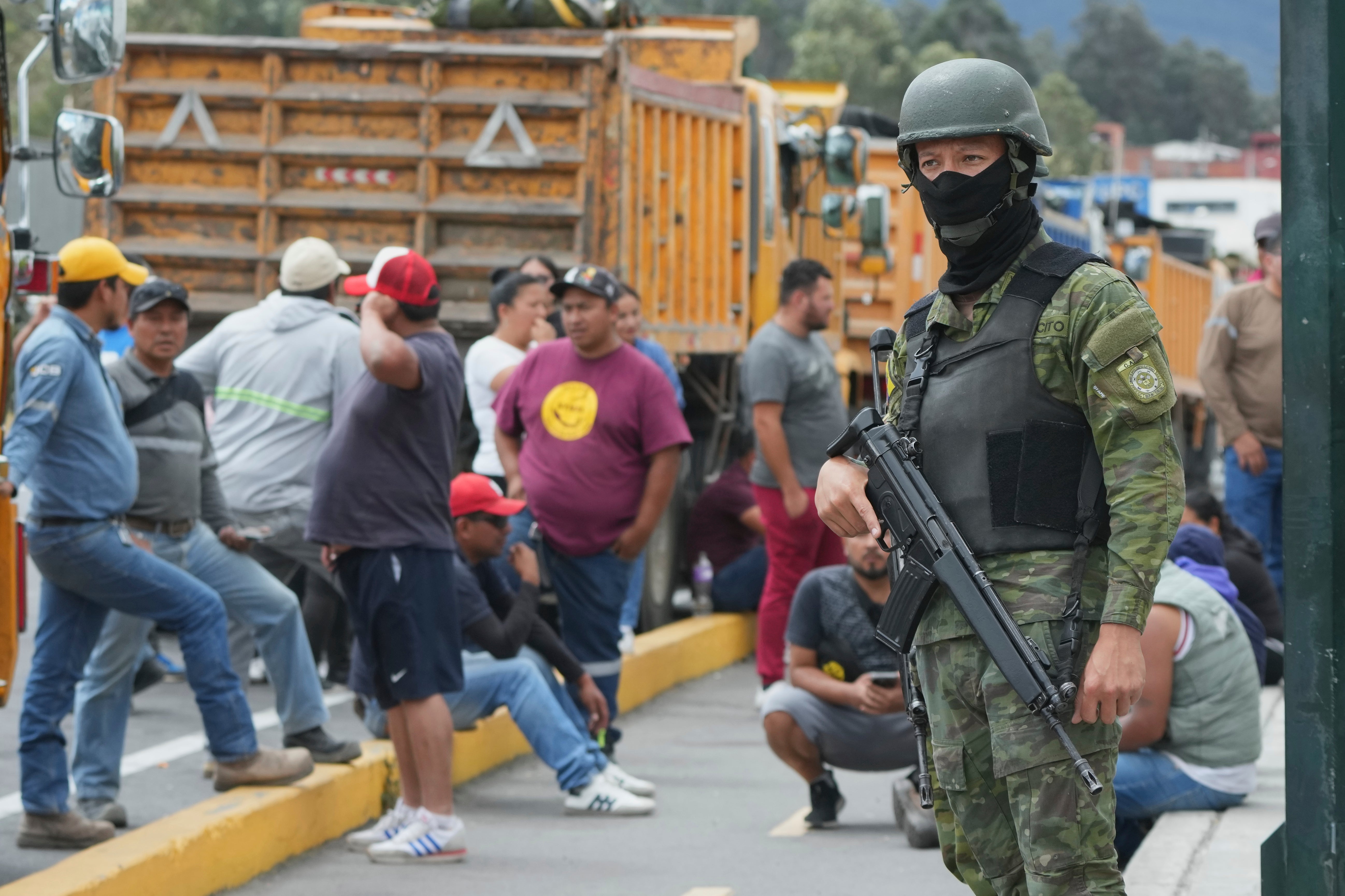 Gobierno ecuatoriano decreta estado de excepción en 7 provincias por protestas por suba del diésel