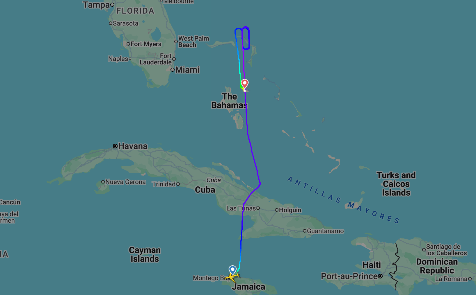 Pasajeros de vuelo temen “motín” tras quedarse varados en las Bahamas