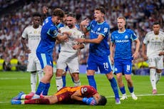 Carvajal expulsado por cabezazo a portero de Marsella en triunfo del Real Madrid en Champions League