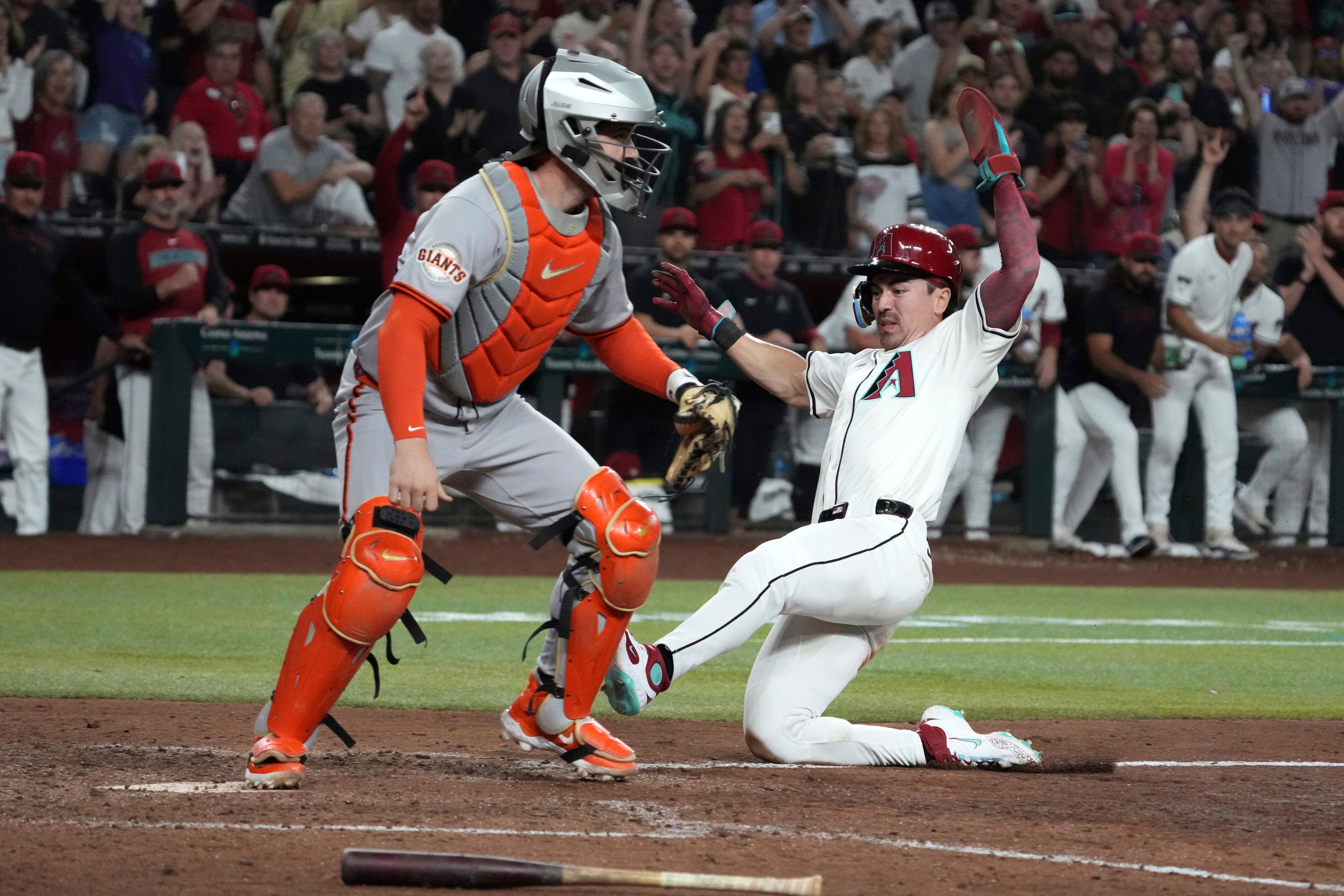 GIGANTES-DIAMONDBACKS