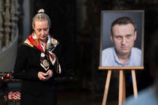 La viuda de Alexei Navalny afirma que análisis de laboratorio muestran que su esposo fue envenenado