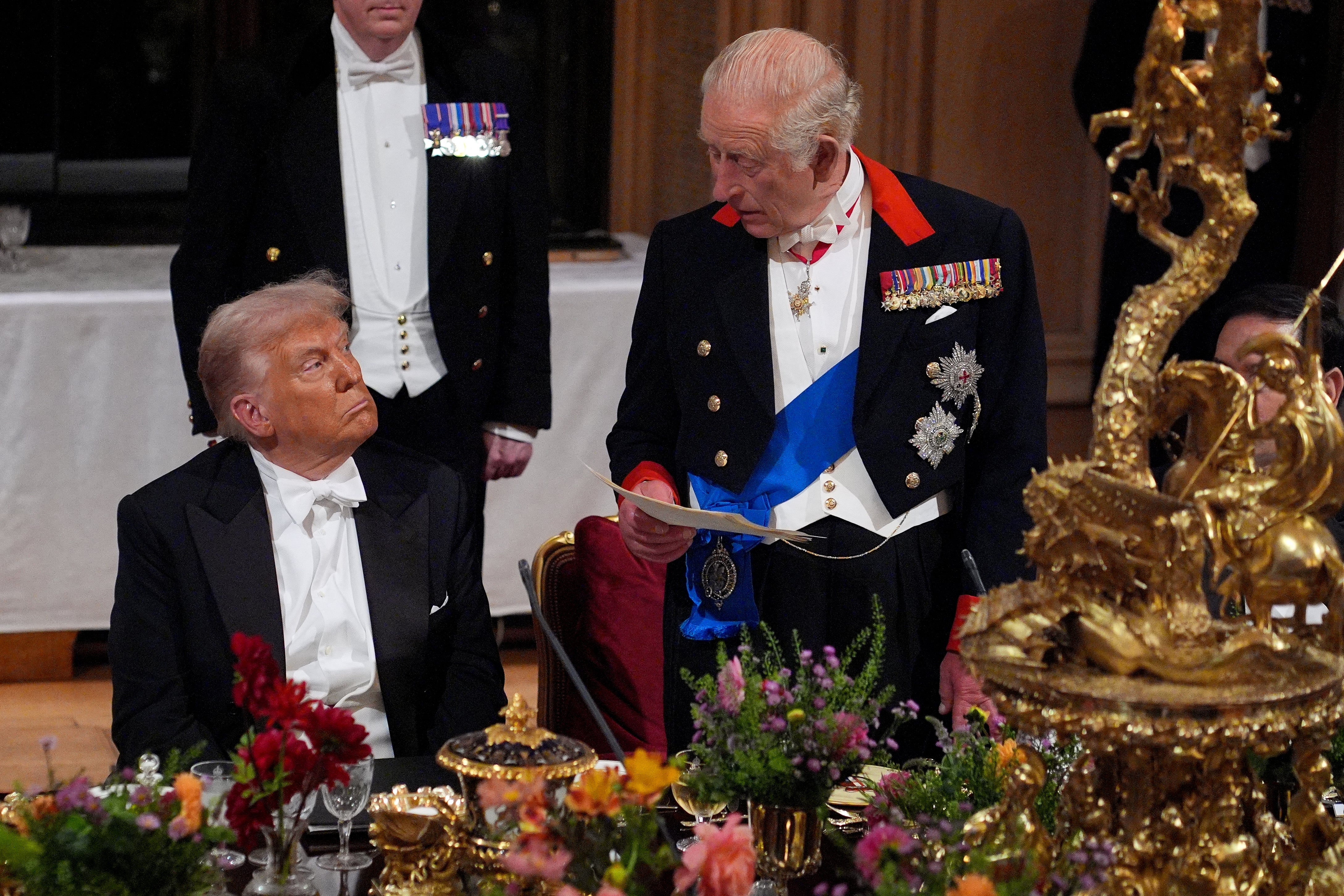 El presidente Donald Trump junto al rey Carlos III en el banquete de Estado