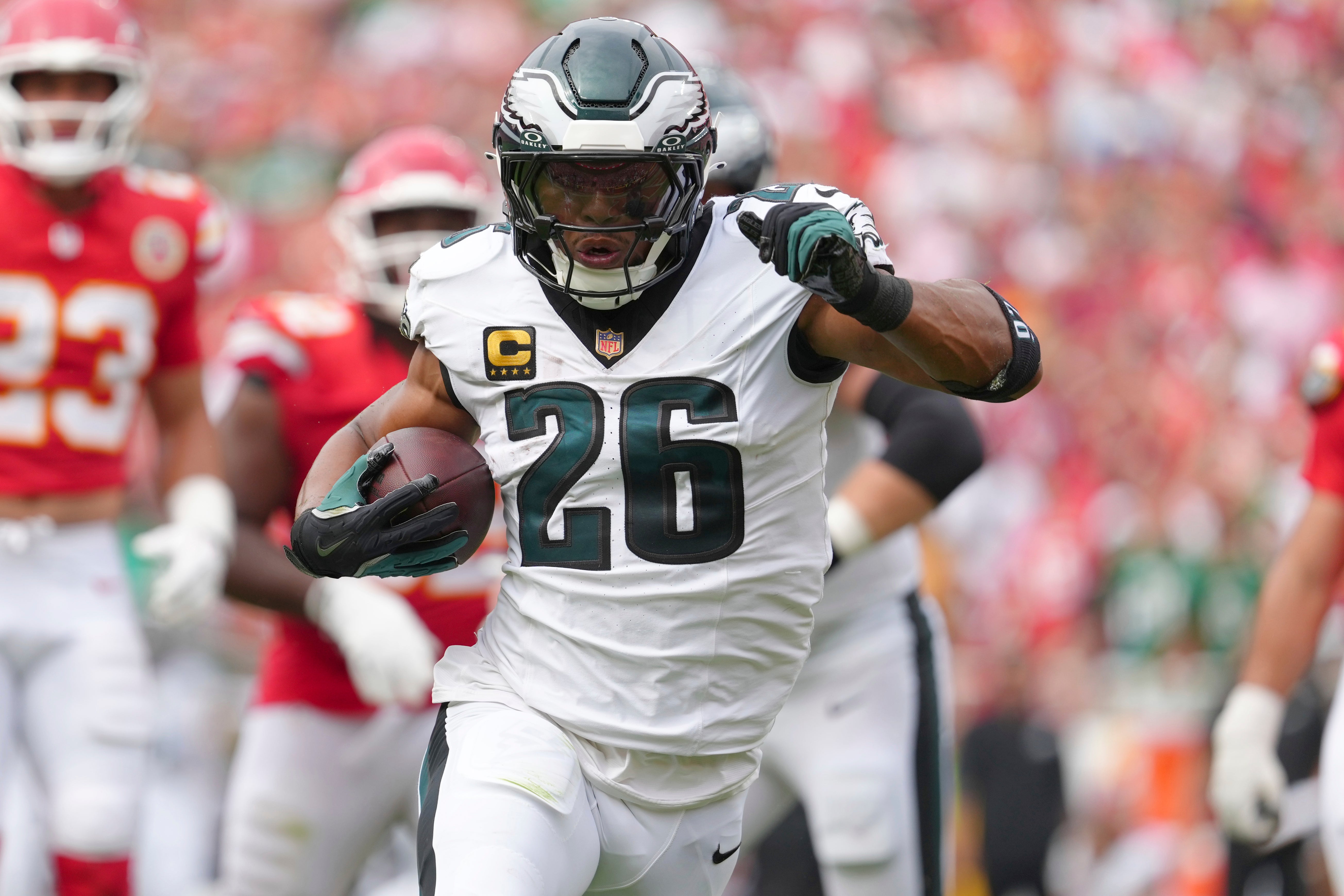 Rams visitan a los campeones Eagles con la misión de frenar a Barkley y cobrar revancha