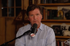 Trump usa muerte de Kirk para socavar la libertad de expresión, dice Tucker Carlson