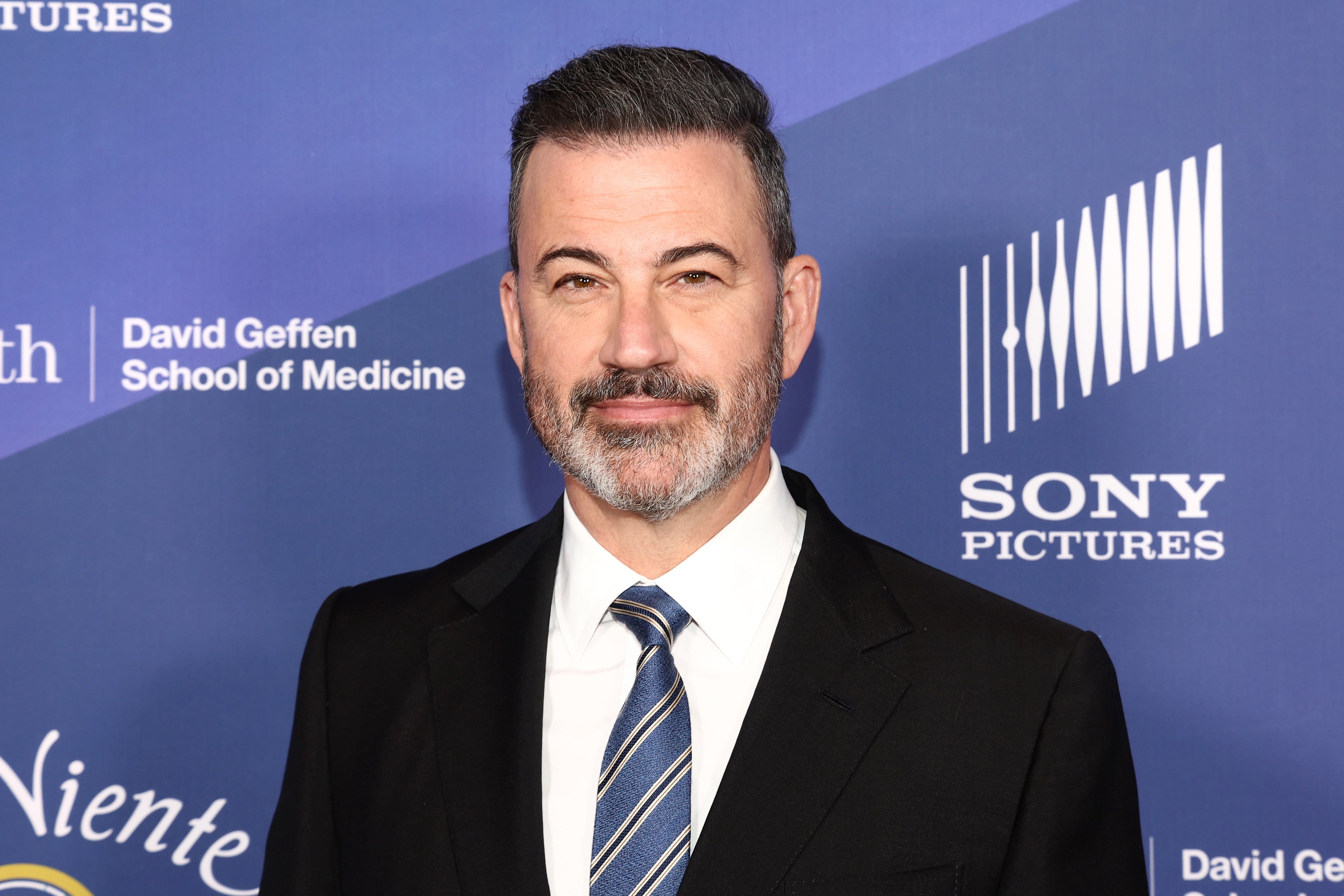 Jimmy Kimmel asiste a un evento de la Fundación del Centro Oncológico Jonsson de la UCLA en Beverly Hills, el 2 de mayo