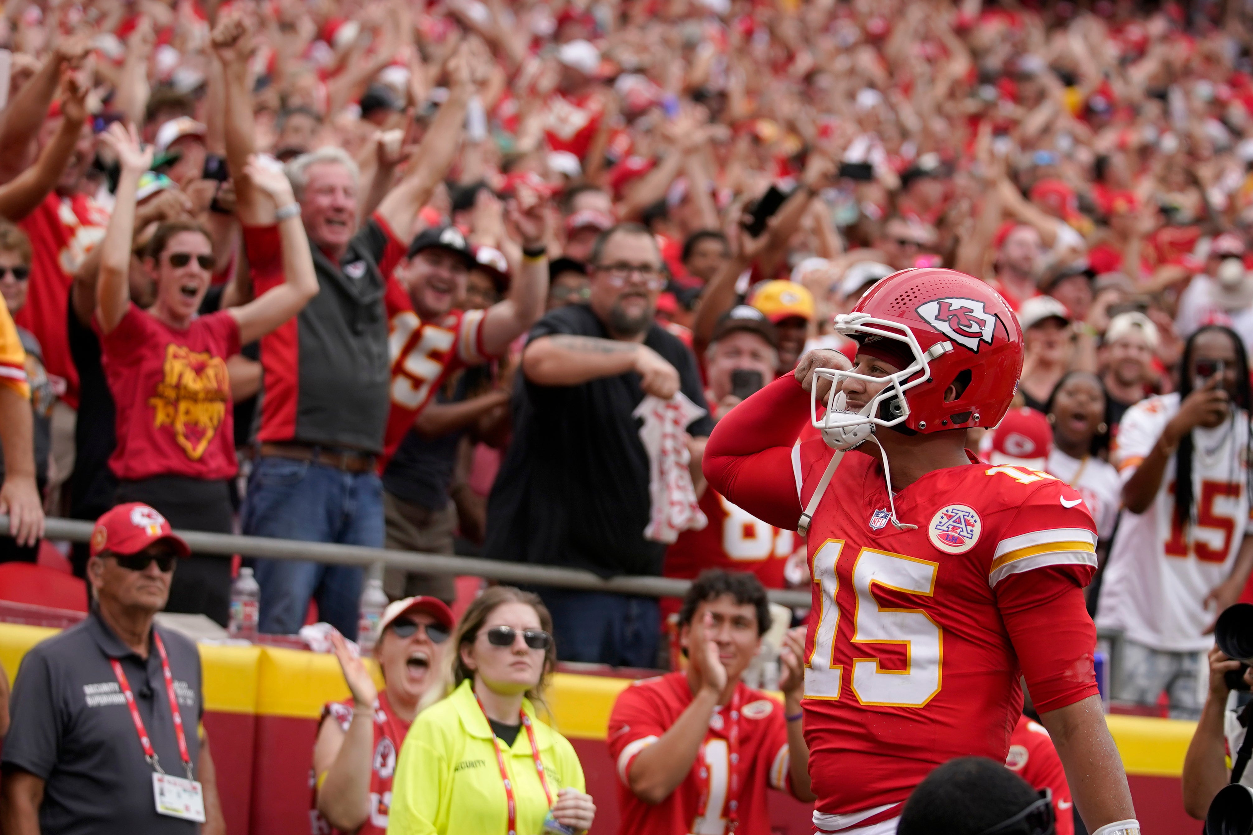 CHIEFS-CRÍTICAS
