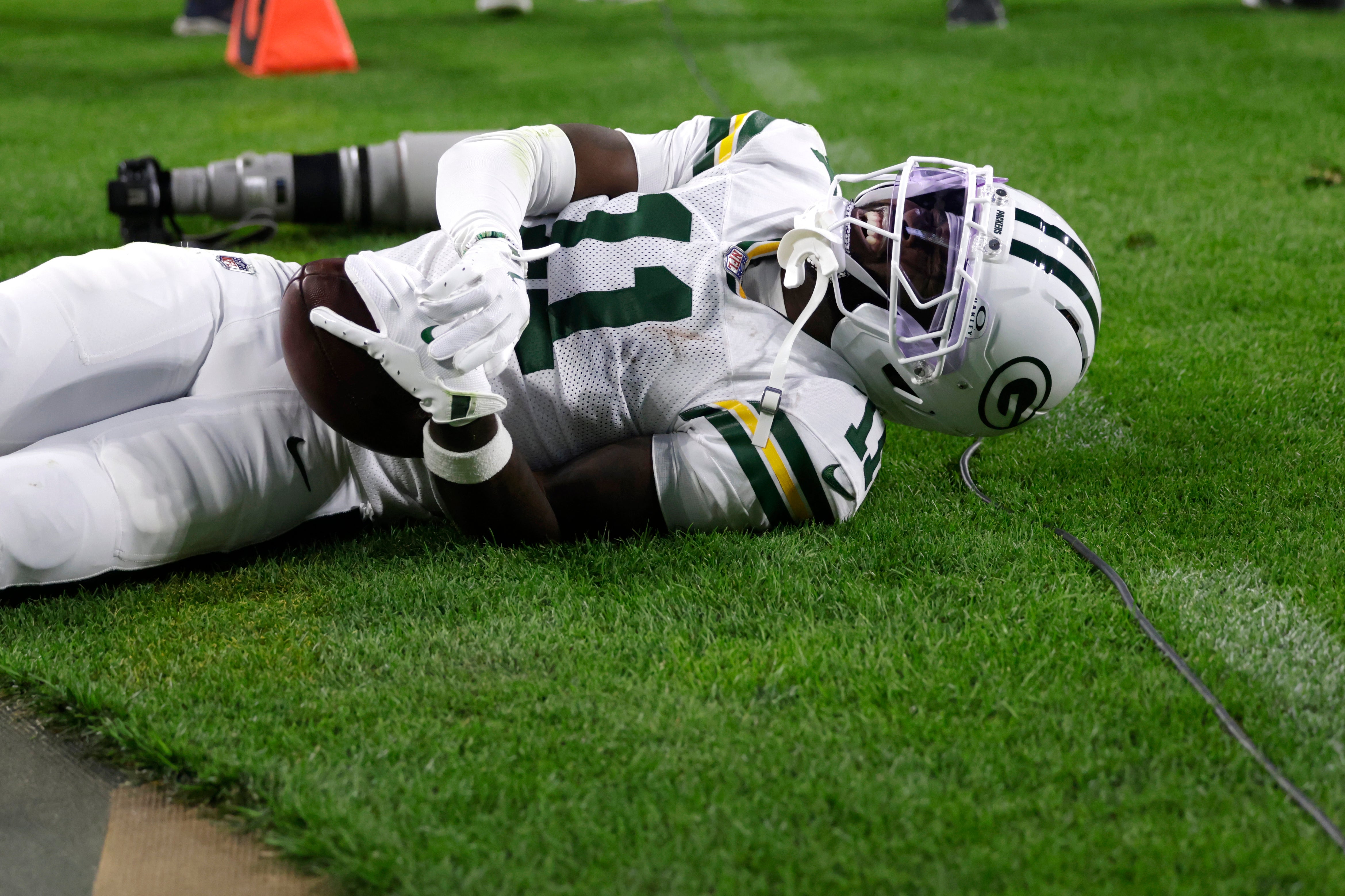 COMMANDERS PACKERS