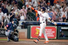 Campocorto de Astros Jeremy Peña fuera del juego ante Marineros por dolor en oblicuo