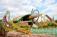 ¿Qué tan seguros son los juegos mecánicos en los parques de diversiones?