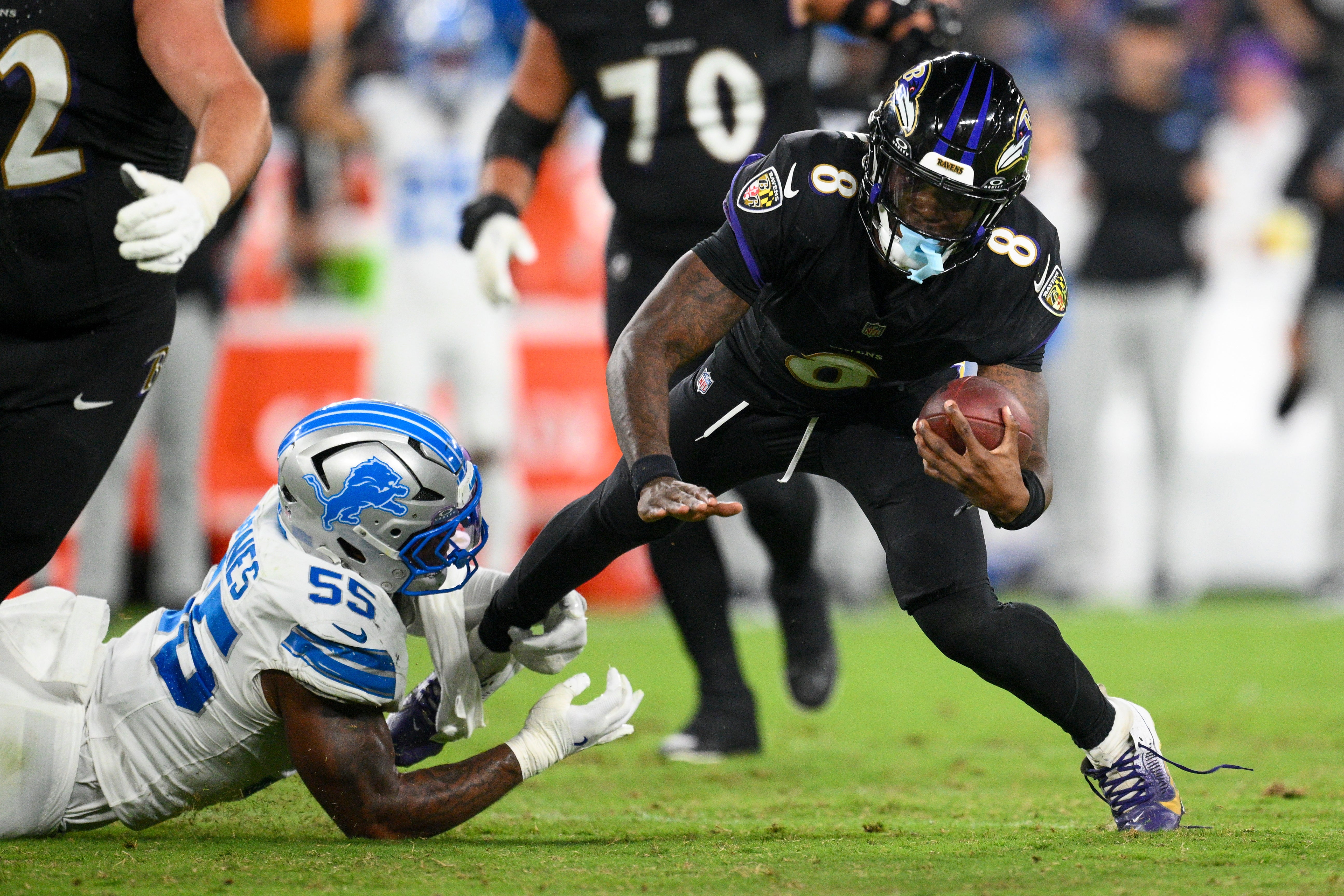 LIONS RAVENS