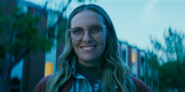 <p>Toni Collette interpreta a Evelyn, la carismática líder, en ‘Incontrolables’</p>