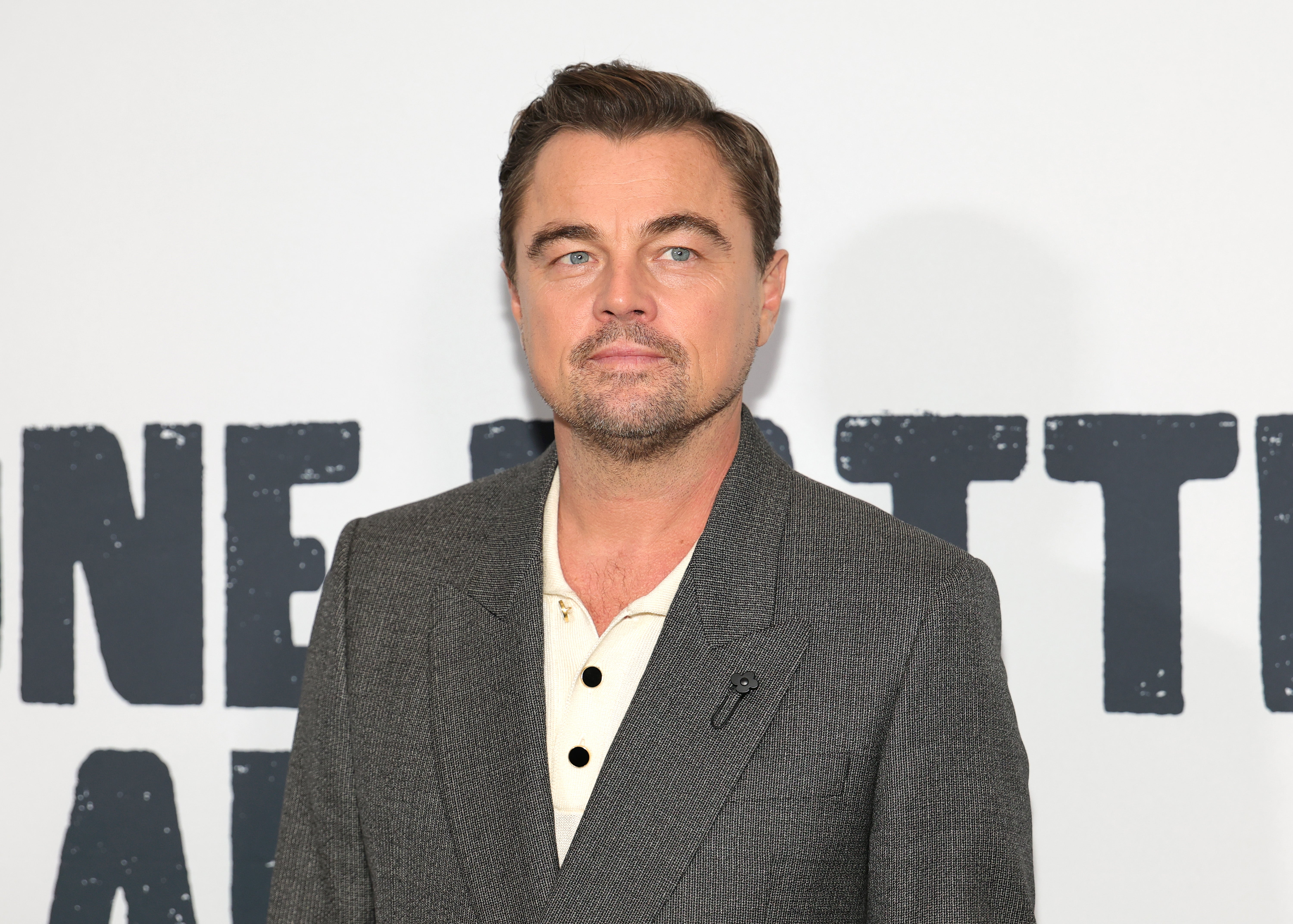“A partir de ahora te llamarás Lenny Williams”, recordó DiCaprio que le ordenó su agente