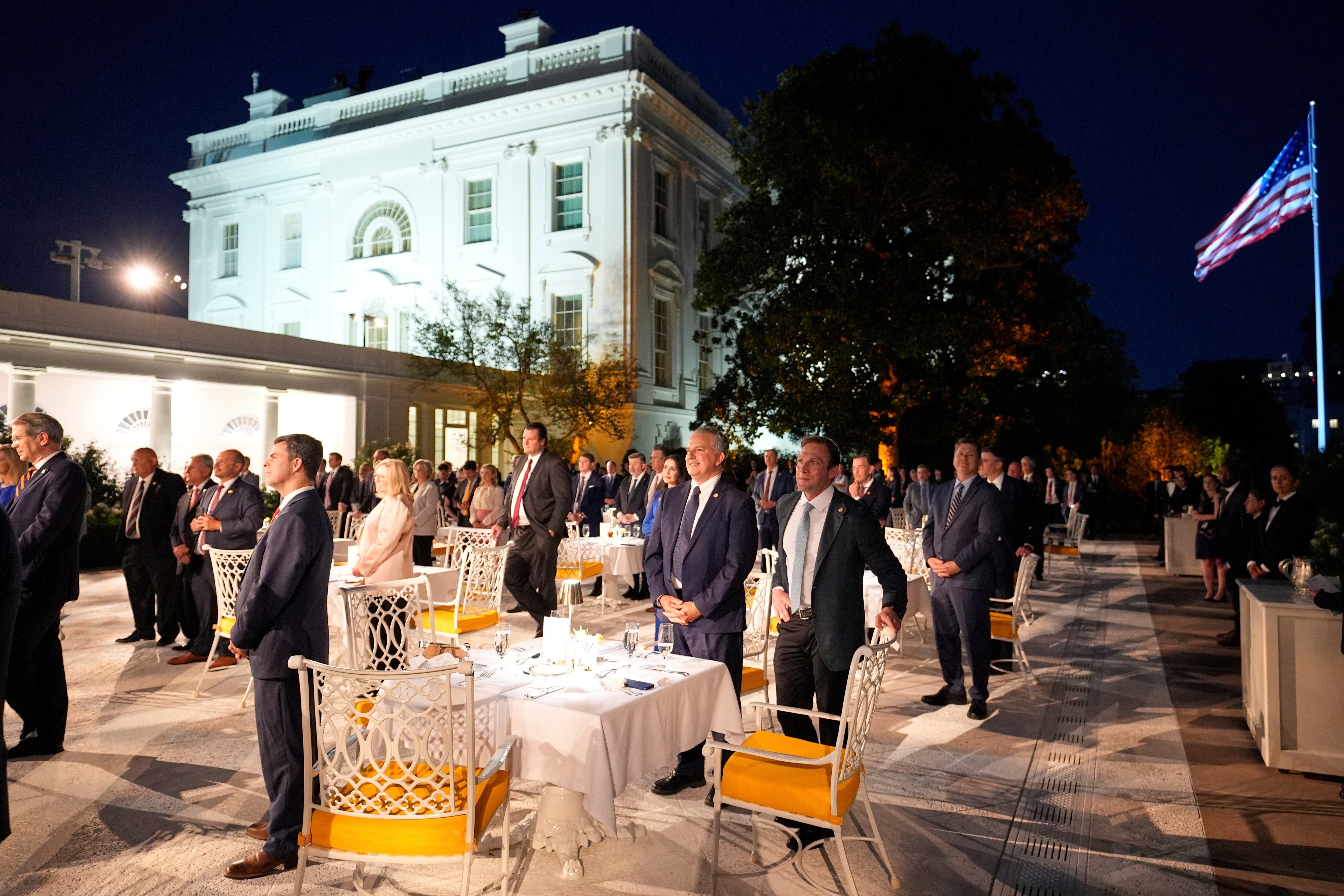 TRUMP CASA BLANCA