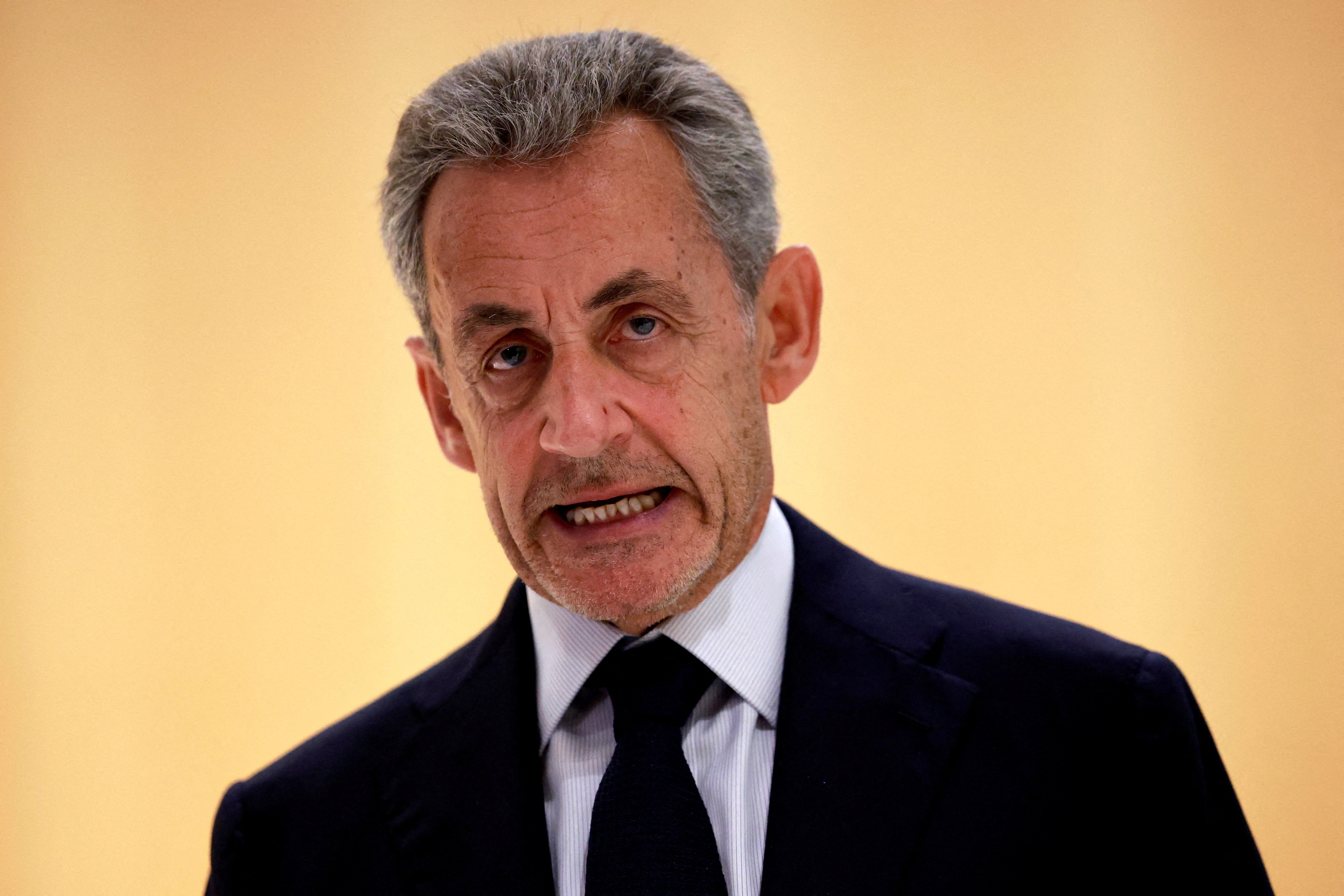 Sarkozy habla con los periodistas tras el veredicto