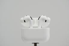 Apple pide que la UE derogue normas sobre competencia