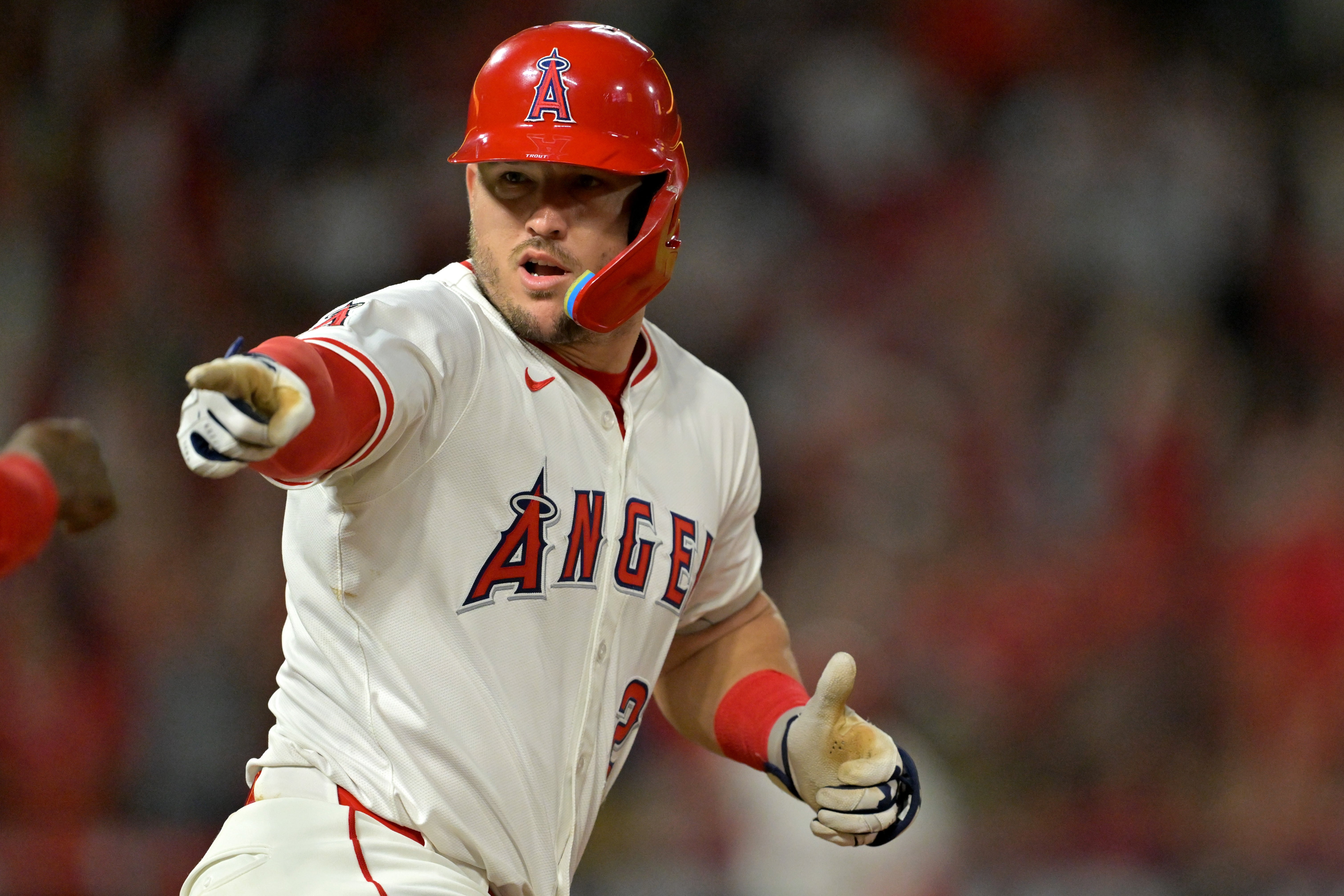 ASTROS-ANGELINOS