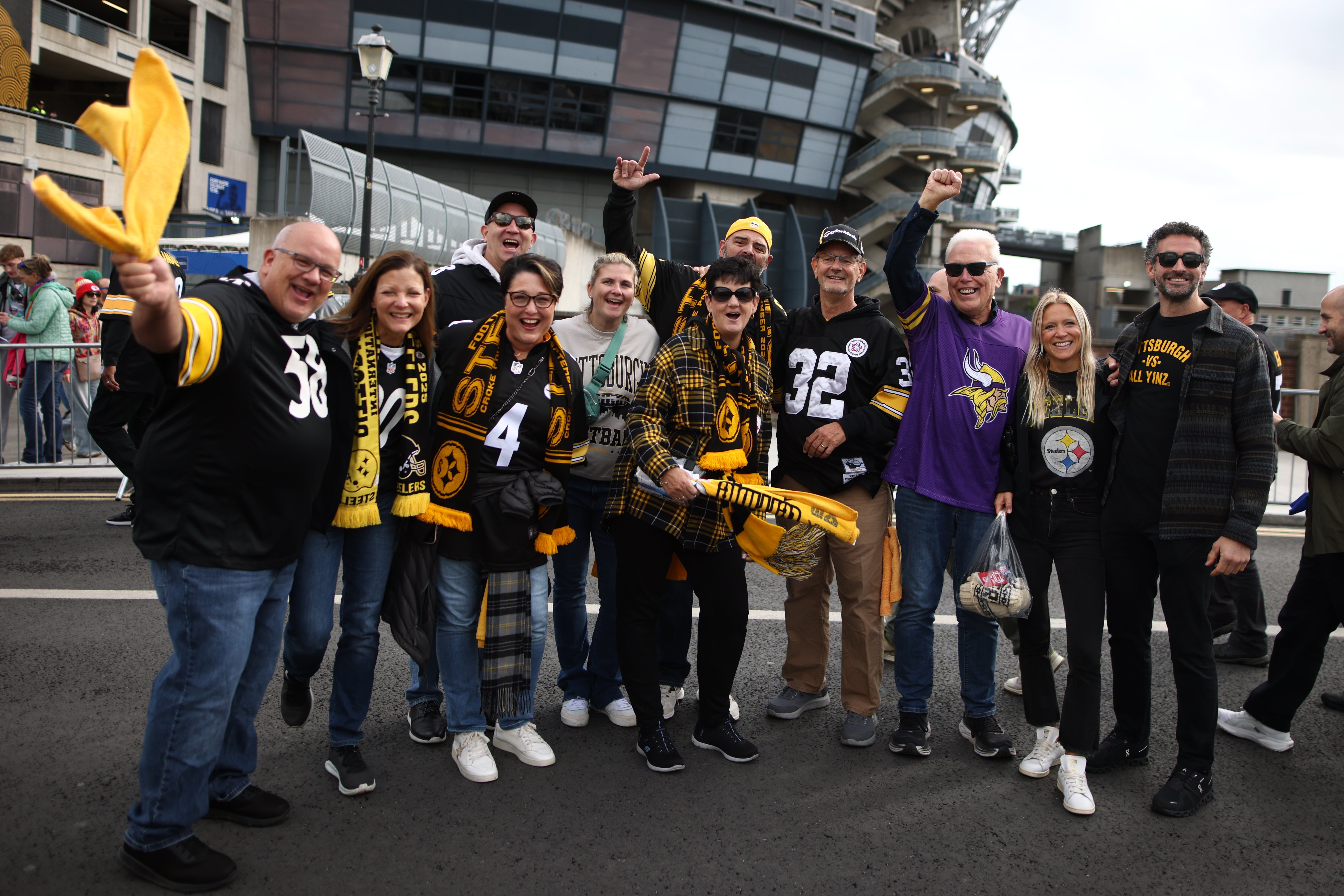 VIKINGS-STEELERS-SEGUIDORES