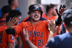 Astros conectan cuatro jonrones en victoria 6-2 sobre Angelinos para cerrar temporada