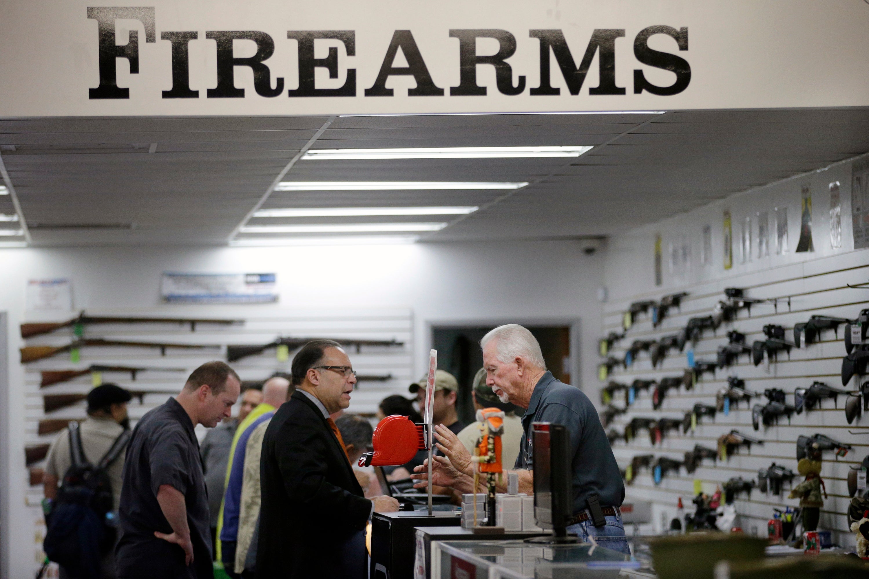 CALIFORNIA TENENCIA DE ARMAS