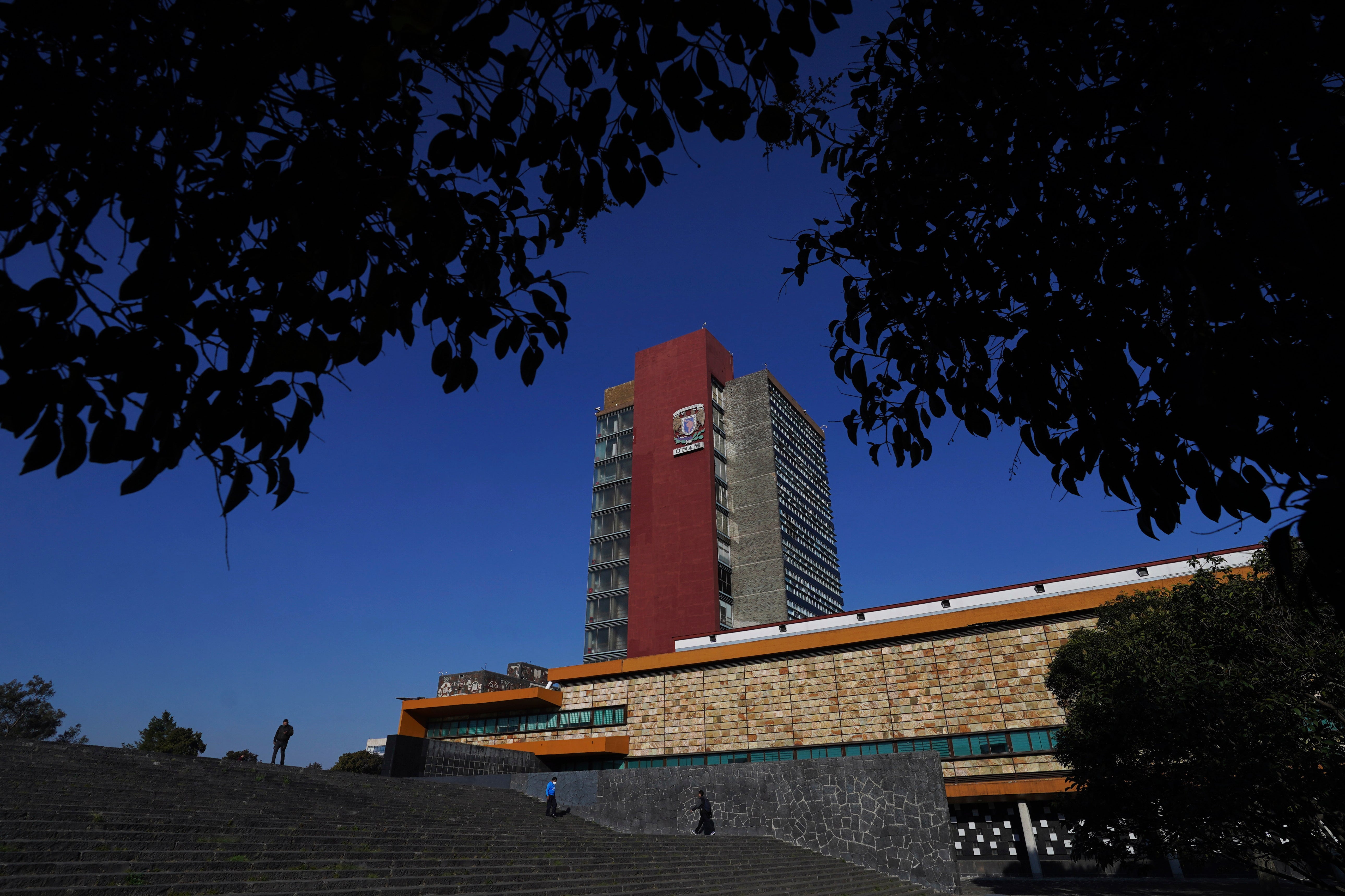 MÉXICO-UNIVERSIDAD-PARO