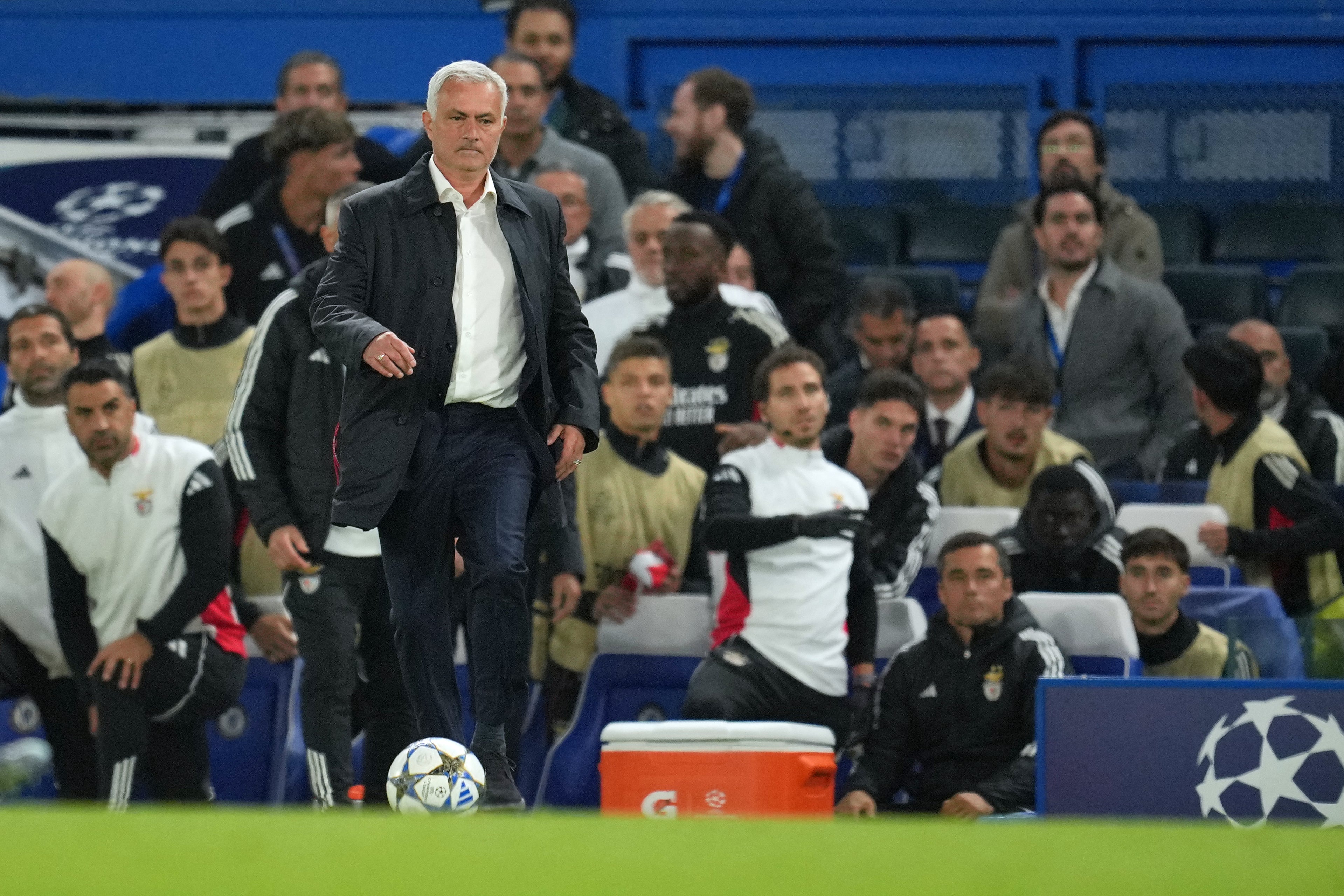 CAMPEONES CHELSEA-MOURINHO