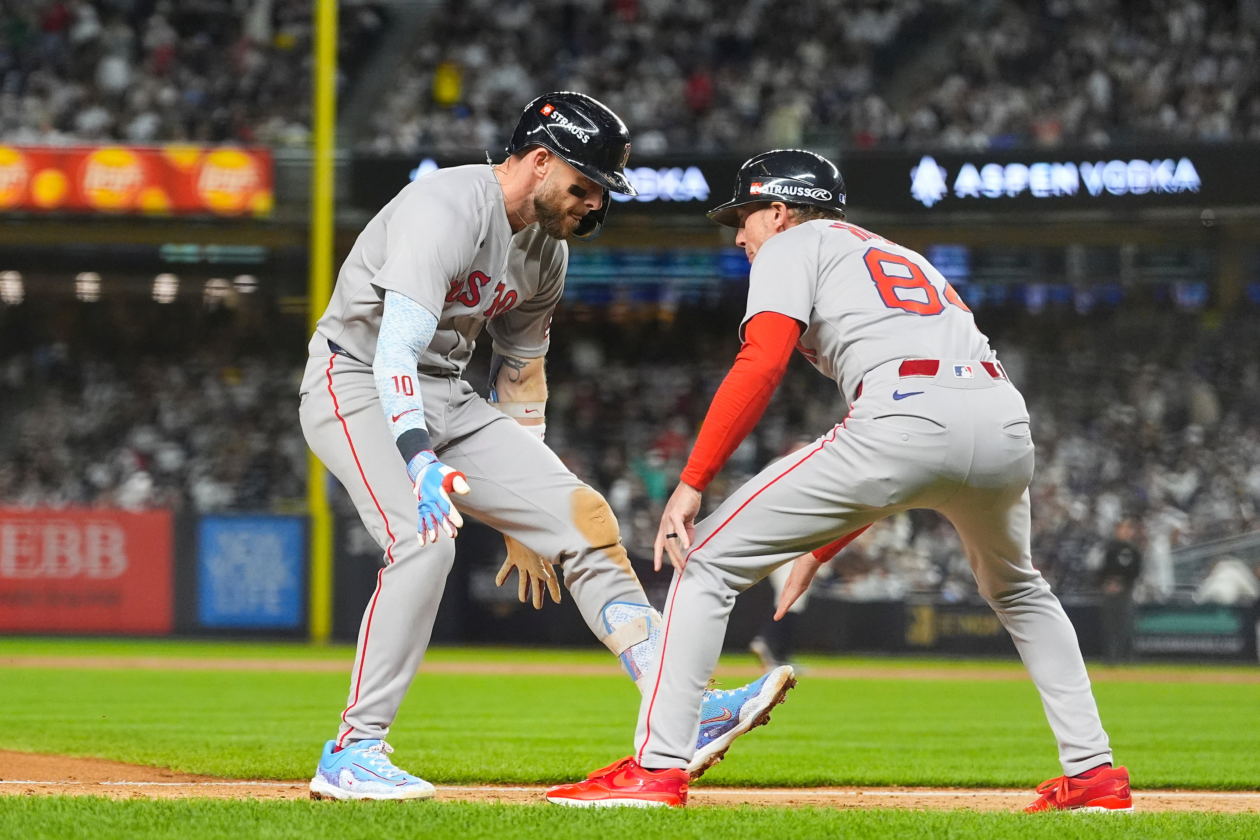 MEDIAS ROJAS YANKEES