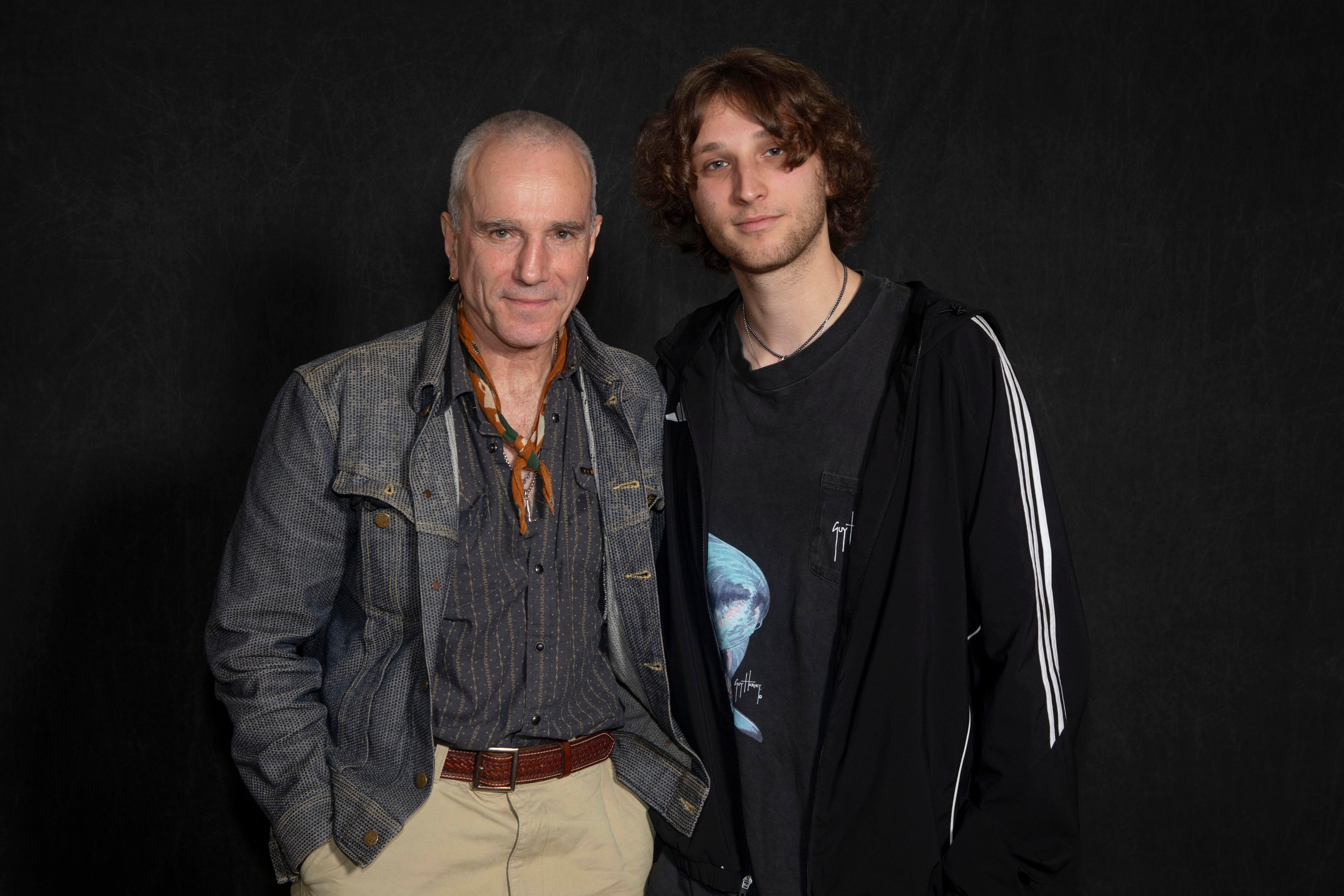 Daniel Day-Lewis vuelve del retiro por su hijo y redescubre su pasión por actuar