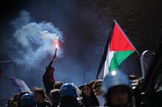 Manifestantes pro-palestinos se oponen a partido calsificatorio de Italia contra Israel
