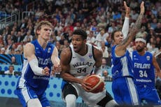 Antetokounmpo regresa a entrenar con los Bucks tras superar el COVID-19