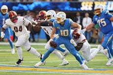 Los Commanders remontan con 27 puntos seguidos y vencen a los Chargers 27-10