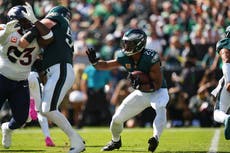 Saquon Barkley sufre por repetir su temporada de 2.000 yardas con los campeones Eagles