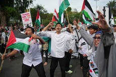 Miles protestan en Indonesia y Europa contra la guerra en Gaza