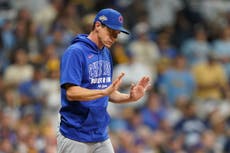 Cachorros regresan a casa al borde de la eliminación tras perder dos seguidos en Milwaukee