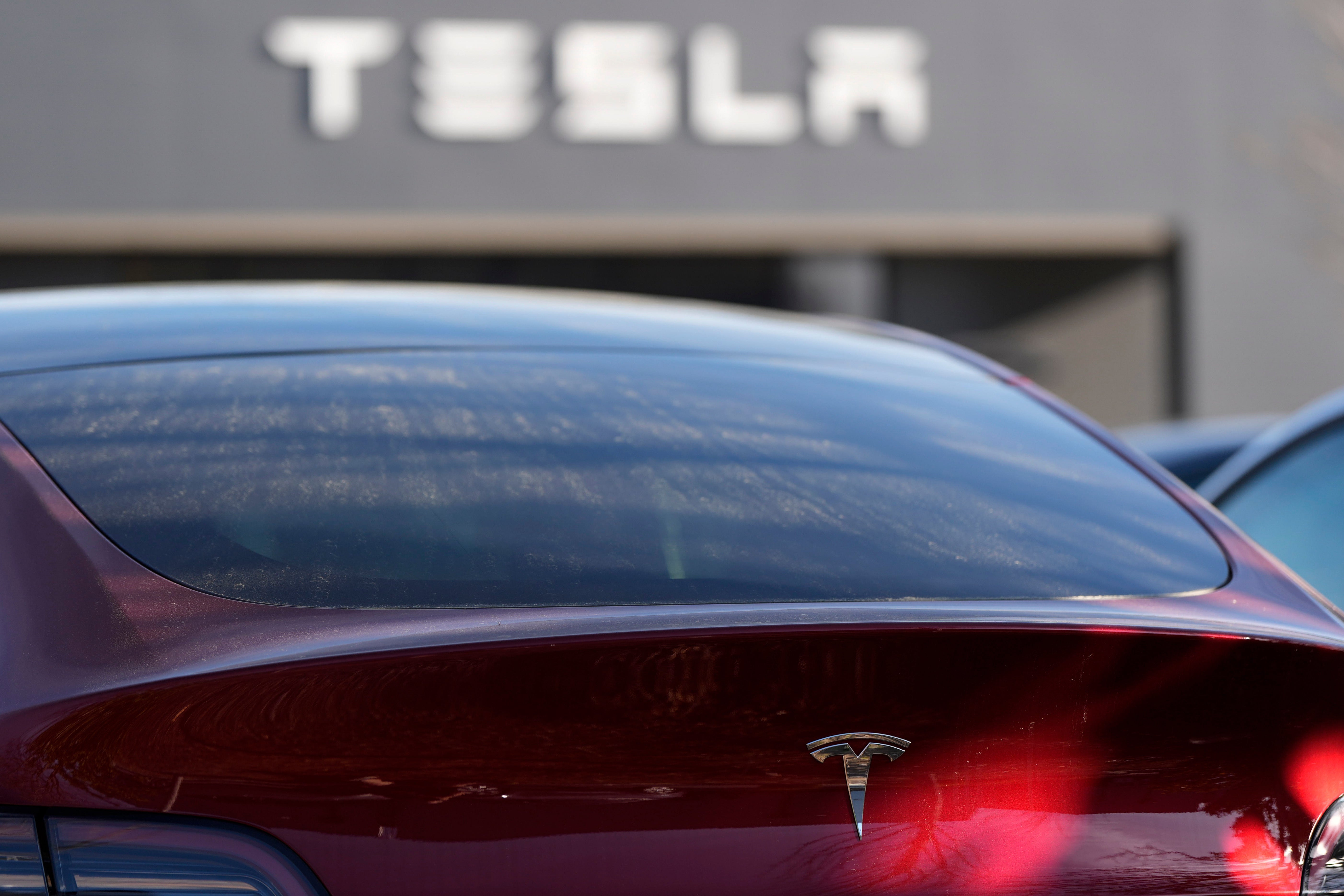 TESLA-VEHÍCULOS NUEVOS