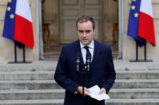 La atención se centra en el próximo movimiento de Macron en medio del caos político en Francia