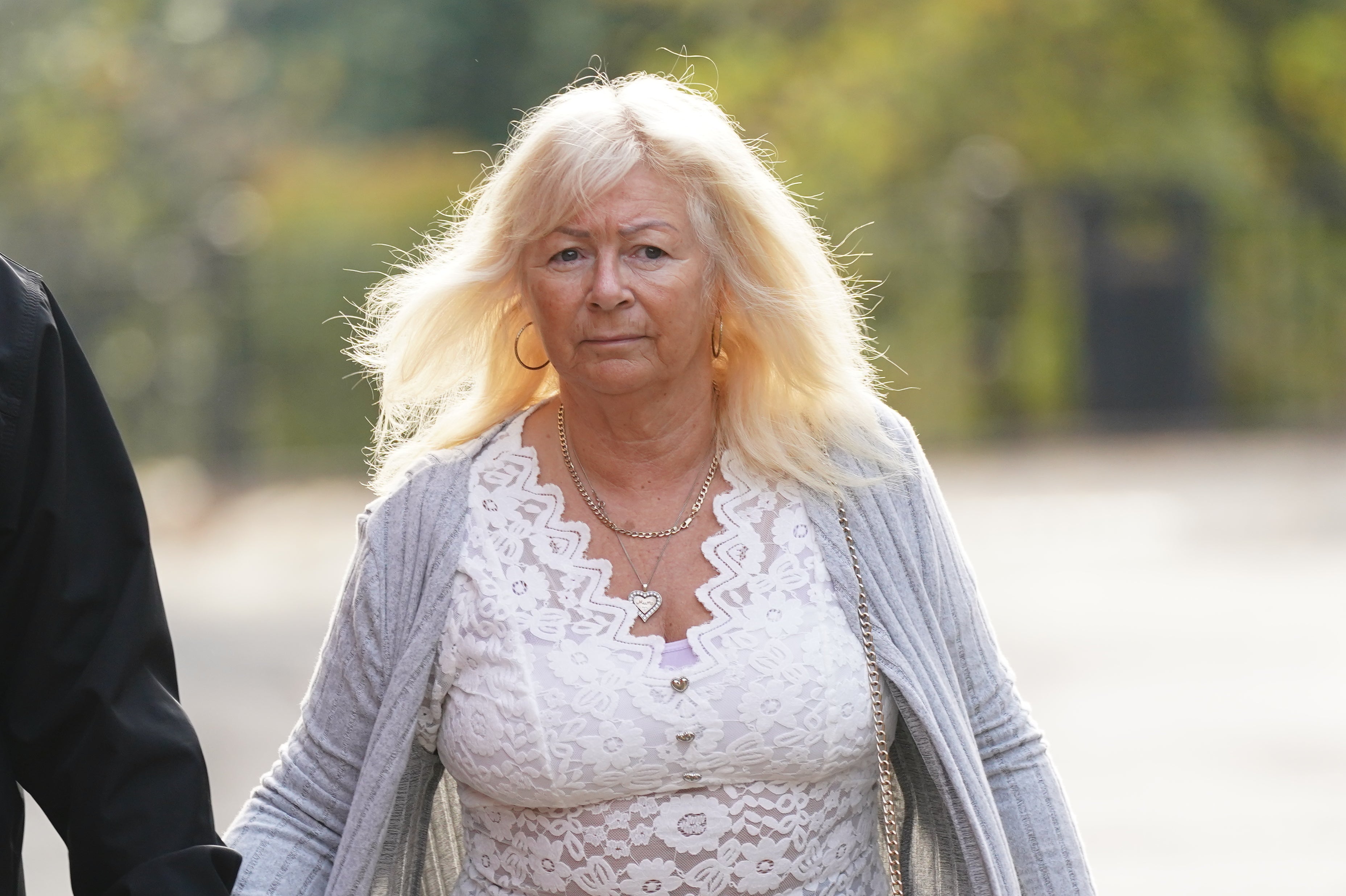 Karen Spragg llega al Tribunal de la Corona de Leicester