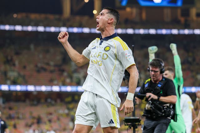 <p>Cristiano Ronaldo, del Al-Nassr, celebra la victoria tras un partido de la Liga Pro Saudí </p>