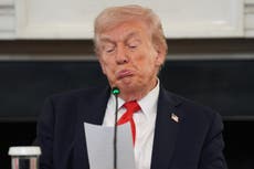 Trump recibe nota urgente de Rubio sobre acuerdo de paz en Oriente Medio durante evento sobre antifa