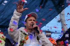 "Tuto" Quiroga busca alcanzar la presidencia de Bolivia con su "plan de salvataje"