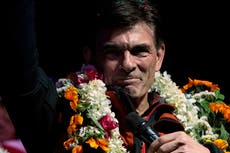 Paz busca presidencia de Bolivia con la promesa de acabar con la crisis sin aplicar un gran ajuste