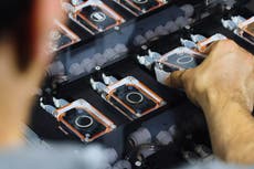 El chip cerebral de Musk genera interés: Neuralink reporta 10.000 inscritos