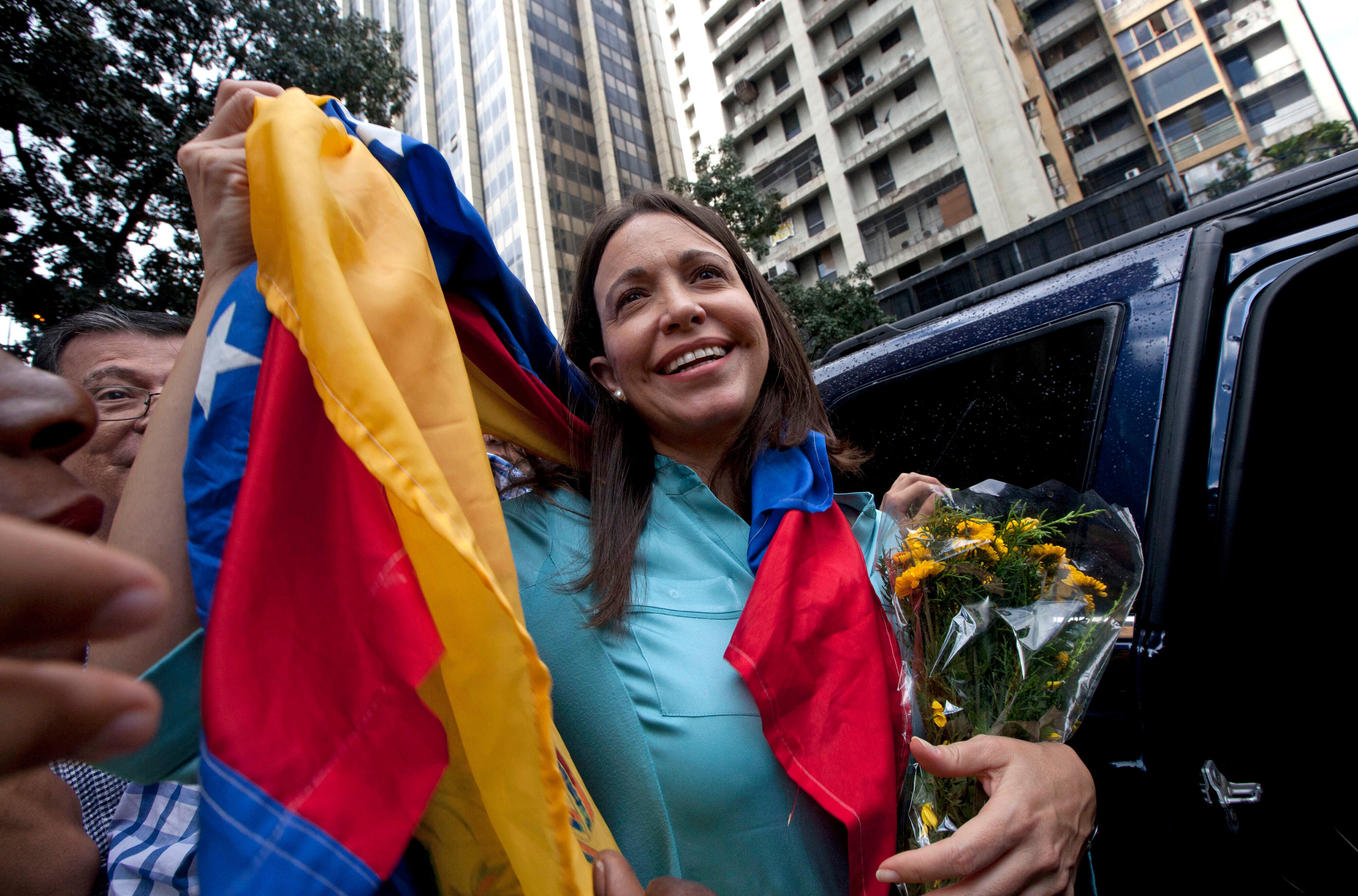 NOBEL-PAZ-MACHADO