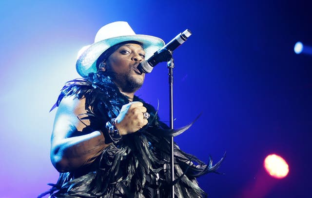 <p>D'Angelo actúa en 2016</p>