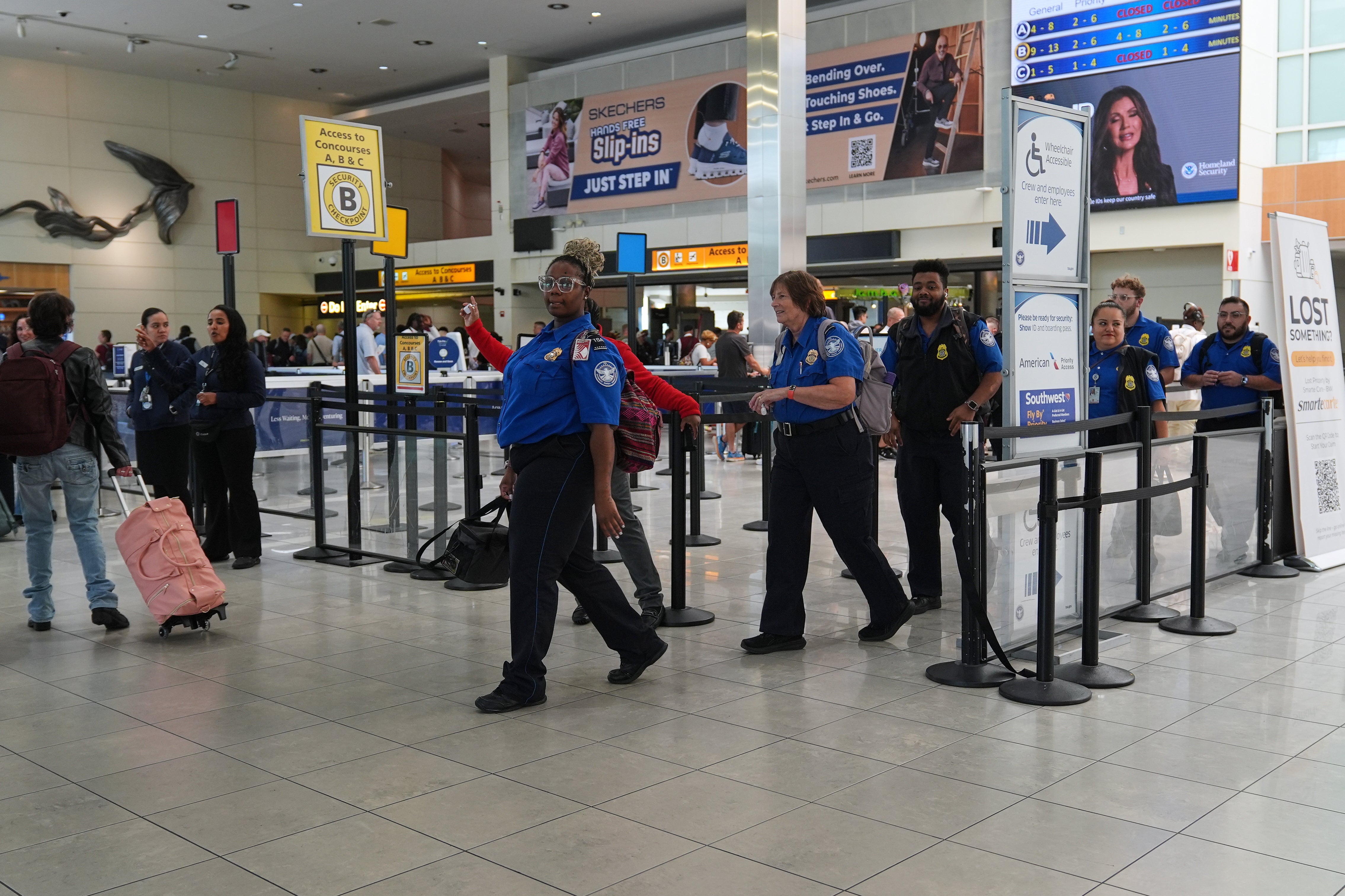 EEUU-CIERRE DE GOBIERNO-AEROPUERTOS