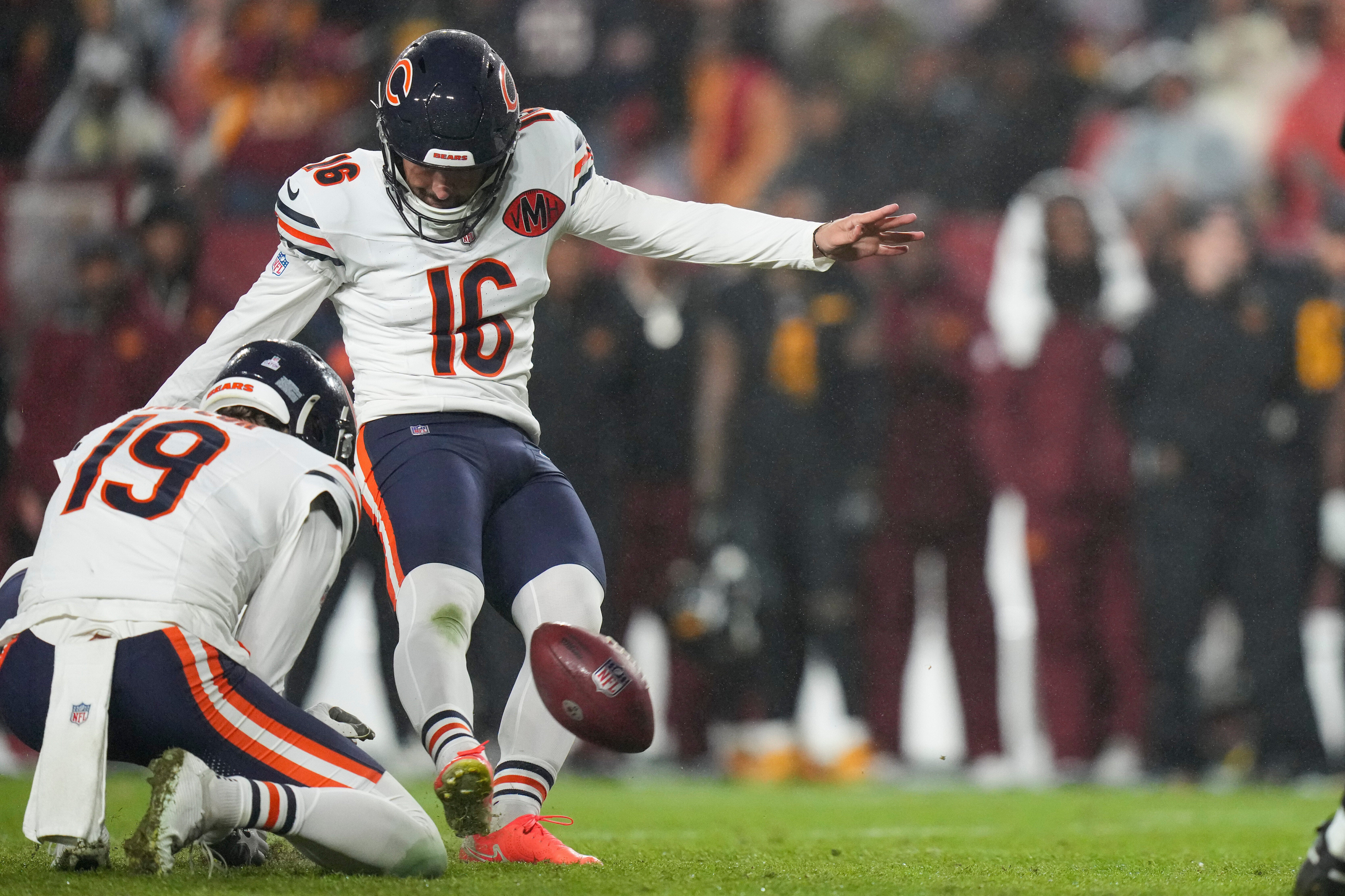 BEARS-COMMANDERS