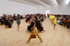 Comisión Europea multa a Gucci, Chloé y Loewe con 183 millones por interferencia en precios