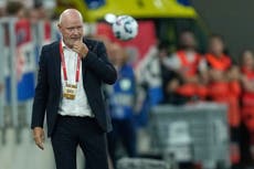 República Checa despide al técnico Ivan Hašek tras sorpresiva derrota ante Islas Feroe